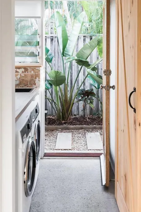 Apartment 'Sunshine Beach Bungalow' - Beautiful Noosa Home